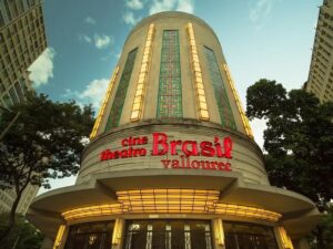Cine Theatro Brasil promove nova temporada do Cine em Cena com teatro, cinema, música, oficinas e atrações gratuitas entre julho e setembro em Belo Horizonte