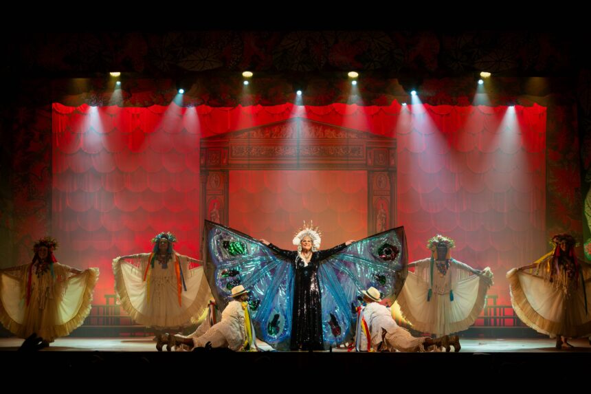 Lucinha Lins, Helga Nemetik, Laura Saab e Clarah Passos interpretam diferentes fases da trajetória de Fafá de Belém no musical