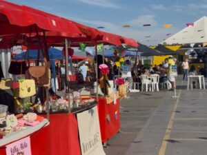 Vila Gastronômica do Shopping Oiapoque reúne gastronomia, música ao vivo e atividades para toda a família aos sábados