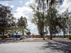 Praça do Xangri-Lá é um dos principais pontos de encontro do bairro e reúne moradores em atividades de lazer, alimentação e convivência
