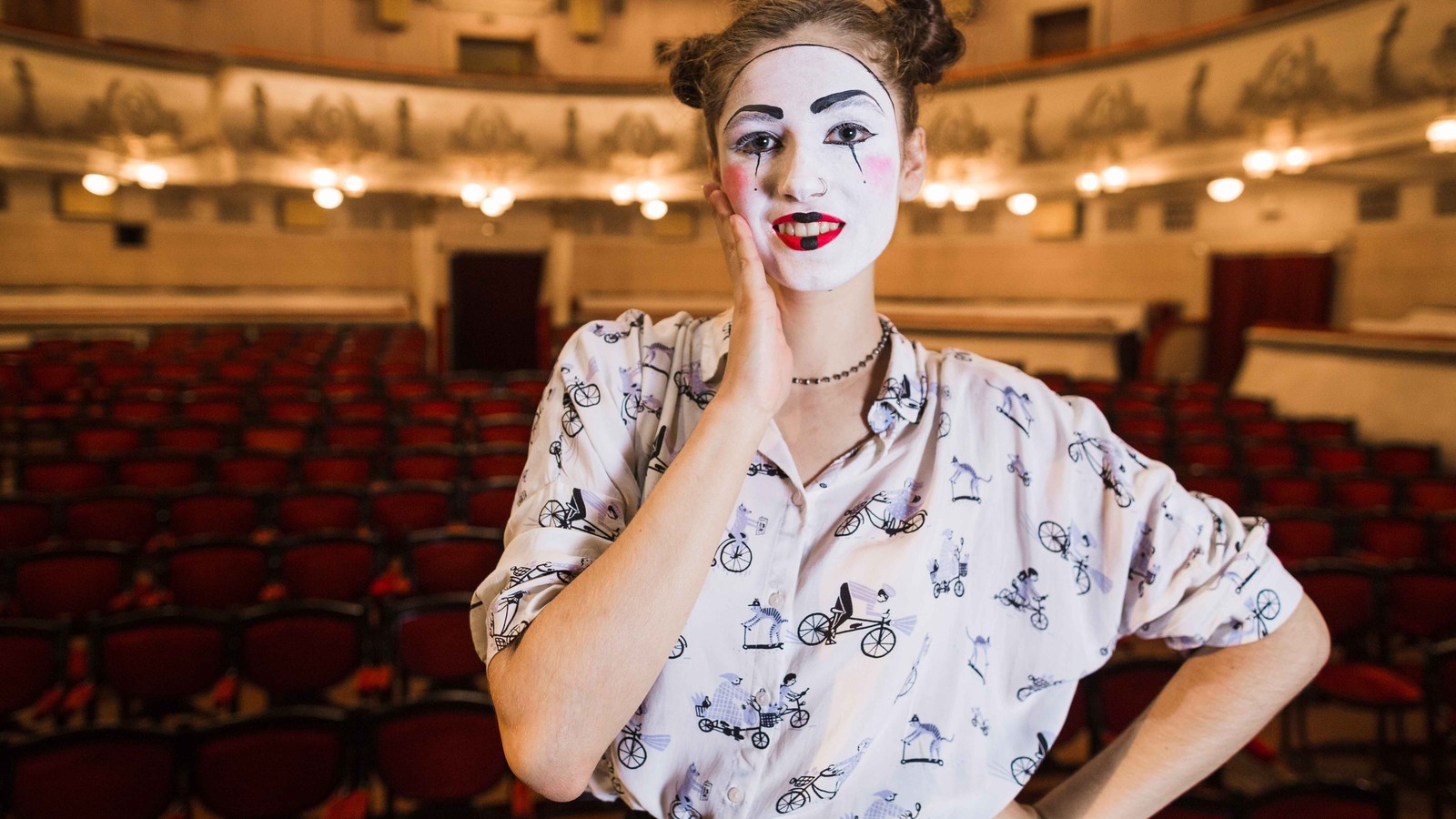 Cefart em BH: como a prática de artes gratuitas melhora o bem-estar