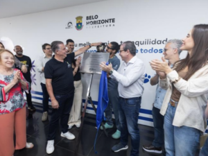 Atendimento veterinário gratuito em BH ganha novo endereço