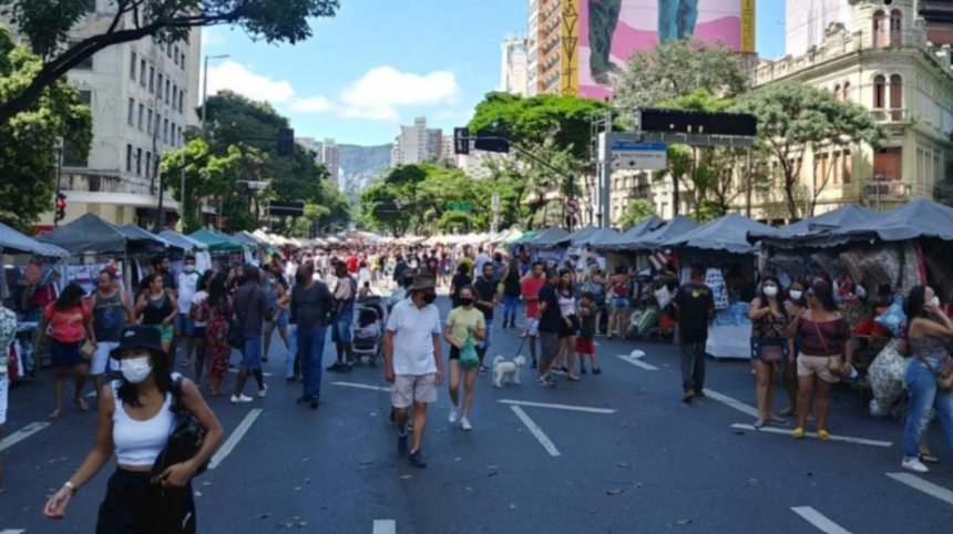 Mapa digital permite localizar barracas e produtos da Feira Hippie na Avenida Afonso Pena