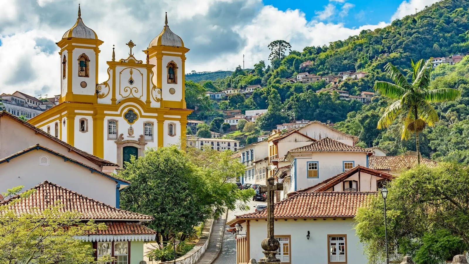 Feriado de 12 de outubro: 4 destinos perto de BH para curtir a folga prolongada