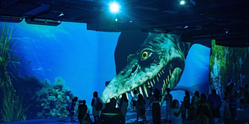 Exposição ‘A Era dos Dinossauros’ chega ao Minas Shopping, em Belo Horizonte, com réplicas de espécies pré-históricas e cenários imersivos