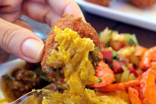 5 lugares para comer acarajé em BH