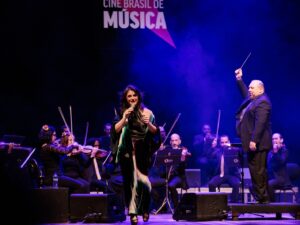 Alessandra Maestrini se apresenta com a Orquestra Opus neste sábado (26), no Cine Theatro Brasil, em Belo Horizonte