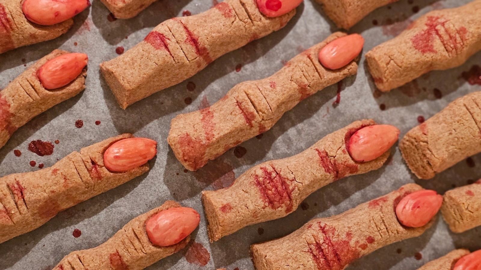 Como fazer dedinhos de bruxa crocantes e divertidos para o Halloween