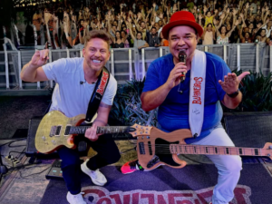 O grupo Baianeiros apresenta o projeto “Baianeiros em Casa” neste sábado (17), na Amadoria, em Belo Horizonte.
