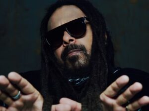 Marcelo Falcão é a atração principal do Beagá Rock Festival, marcado para 5 de dezembro, no Nova Serraria, em Belo Horizonte