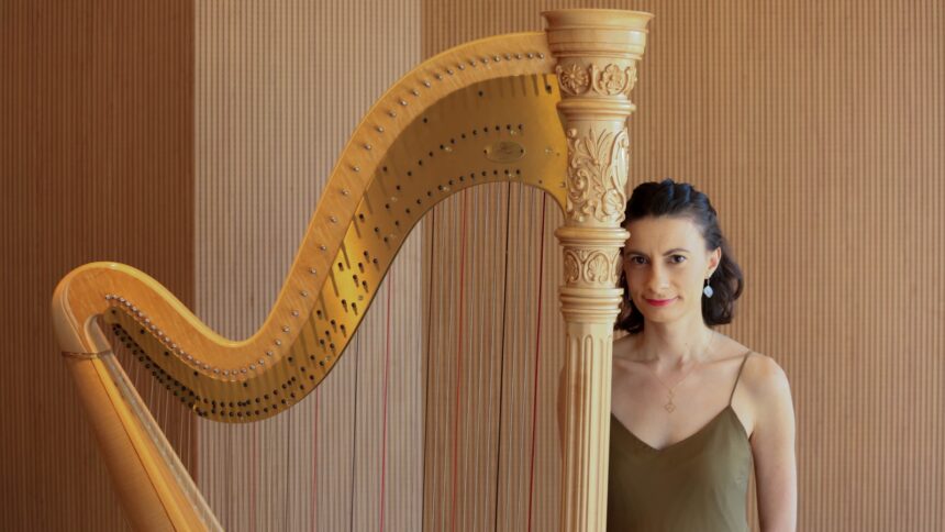 A Filarmônica de Minas Gerais apresenta concerto dedicado à harpa e aos teclados neste domingo (11), na Sala Minas Gerais, em Belo Horizonte