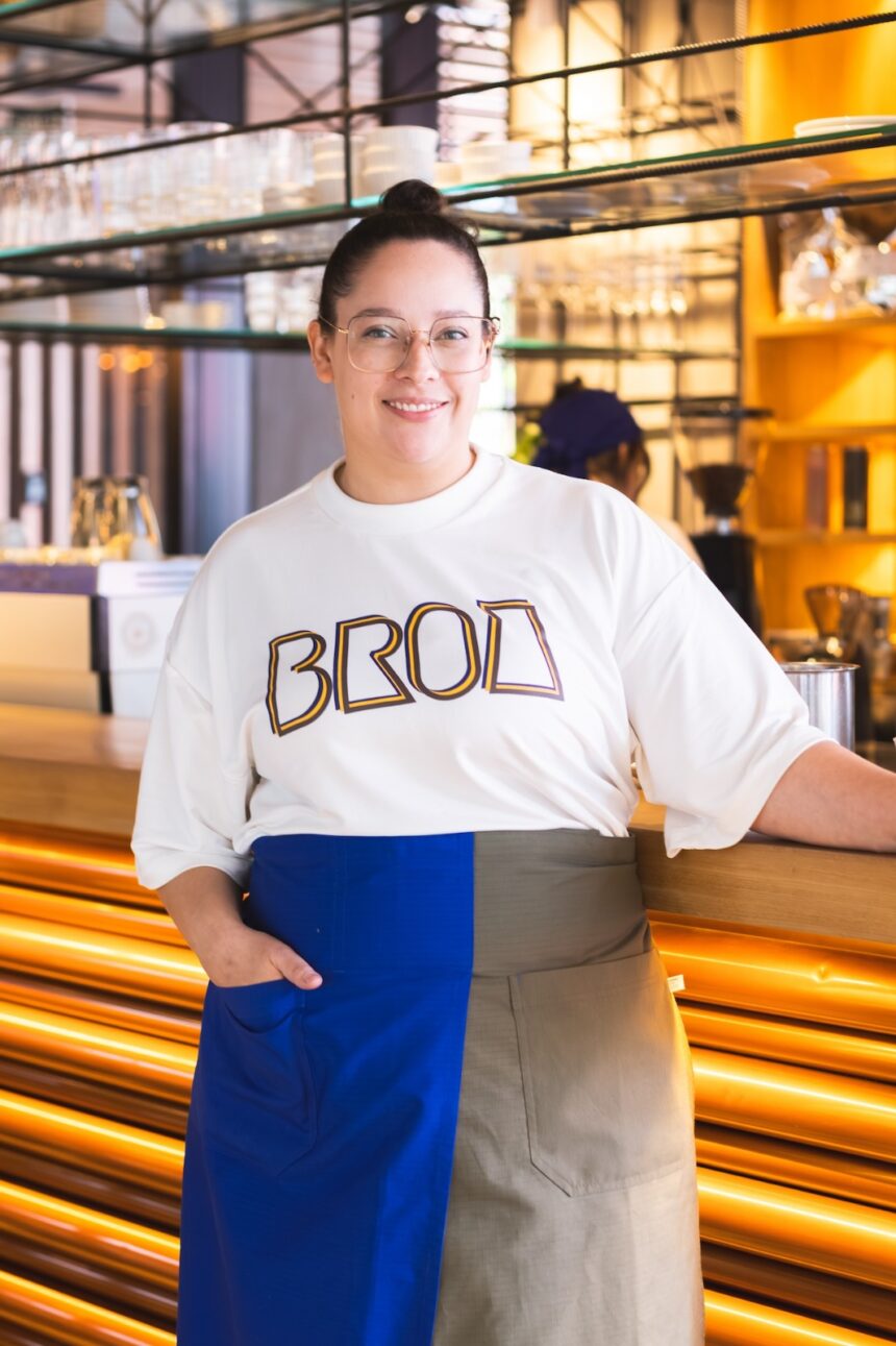 Broa Café fica no lobby do Hotel Tribe, no bairro de Lourdes, em Belo Horizonte, e ocupa a 43ª posição no ranking nacional de cafeterias de 2026